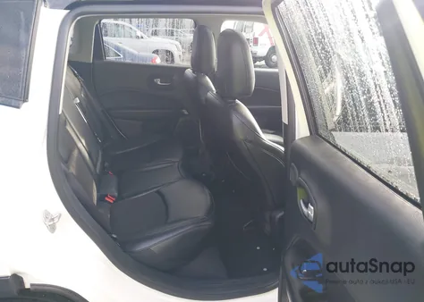 2021 Jeep Compass Altitude 4X4 from USA, damaged, VIN 3C4NJDBB6MT586270